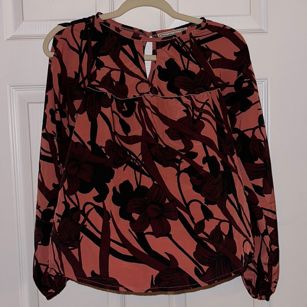 Abercrombie & Fitch long sleeve blouse